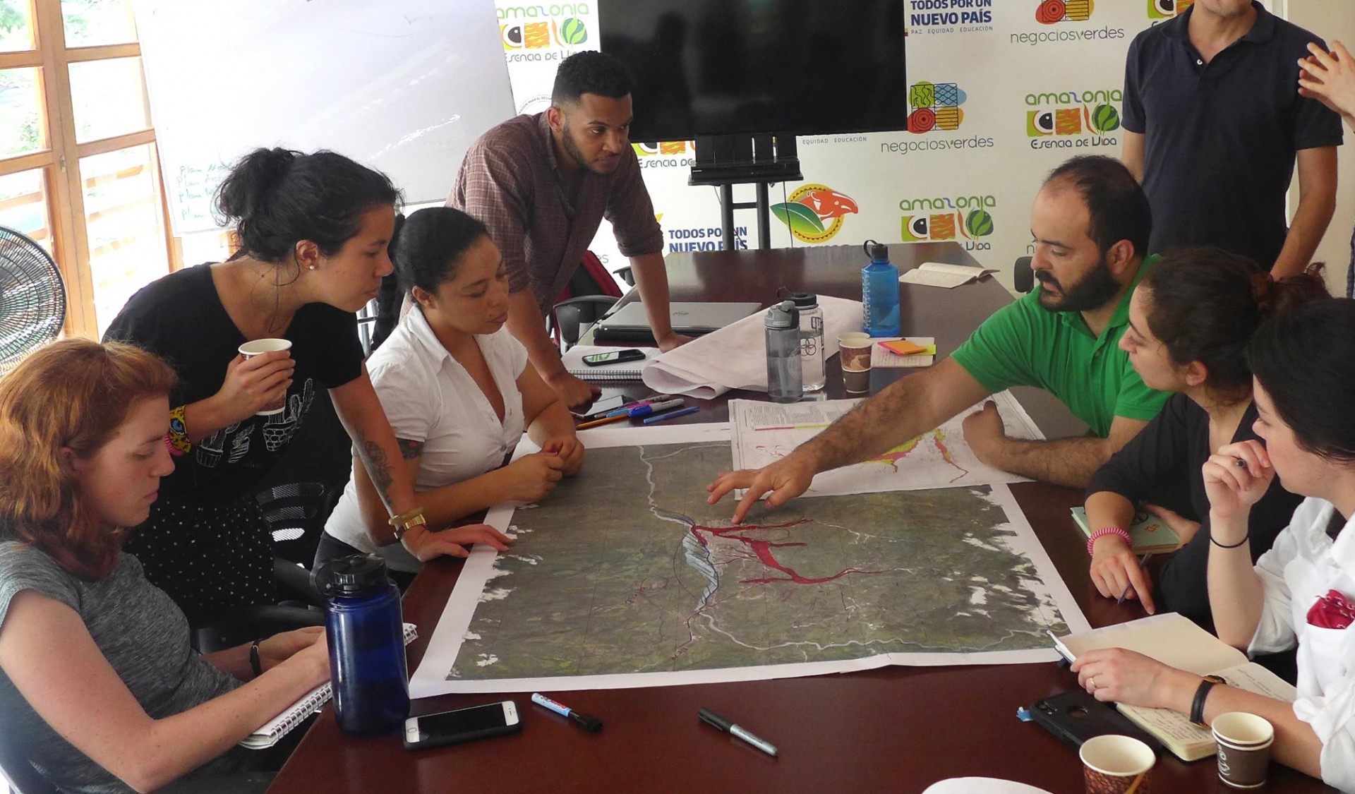 Professor Osorio Co-facilitating urban planning workshop with Corpoamazonia and the Spring 2019 MIT Urban Planning Practicum in Mocoa, Colombia (Source: SP19 MIT-DUSP Mocoa Practicum) Professor Osorio Co-facilitating urban planning workshop with Corpoamazonia and the Spring 2019 MIT Urban Planning Practicum in Mocoa, Colombia (SP19 MIT-DUSP Mocoa Practicum)